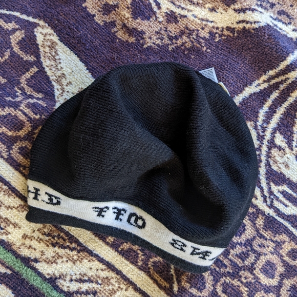 vans beret - Picture 3 of 5